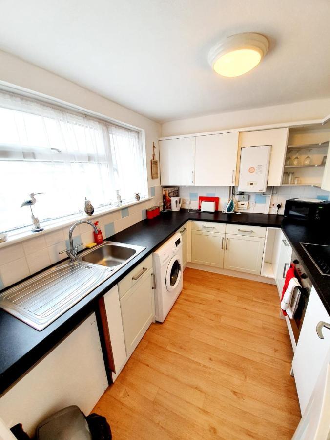 Rayleigh Town Centre 2 Bedroom Apartment 外观 照片